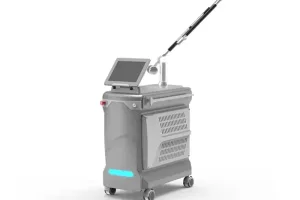 Picosecond Nd YAG laser machine with 7-joint articulated arm and touchscreen for medical aesthetic clinics